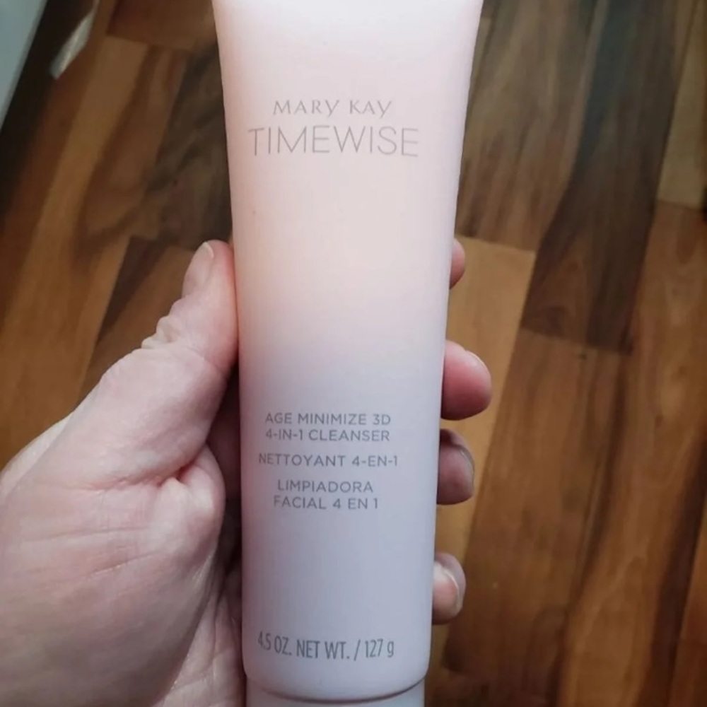 3D cleanser